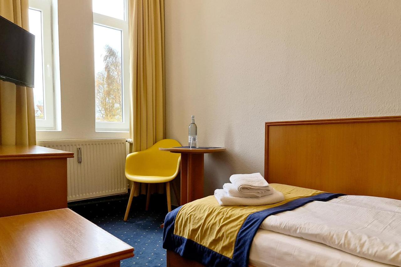 Hotel Zur Traube Ostseebad Kühlungsborn エクステリア 写真