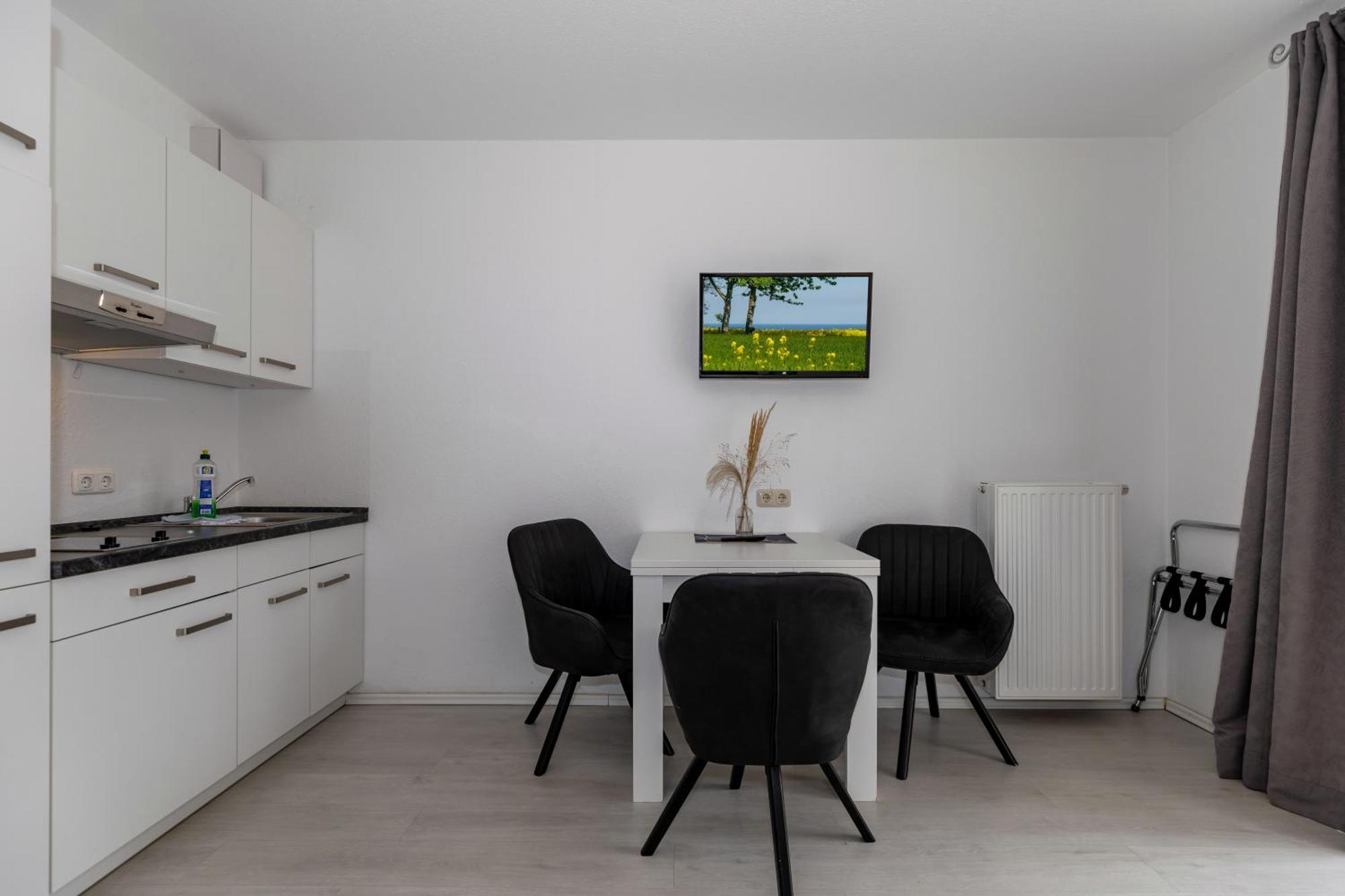 Hotel Zur Traube Ostseebad Kühlungsborn エクステリア 写真