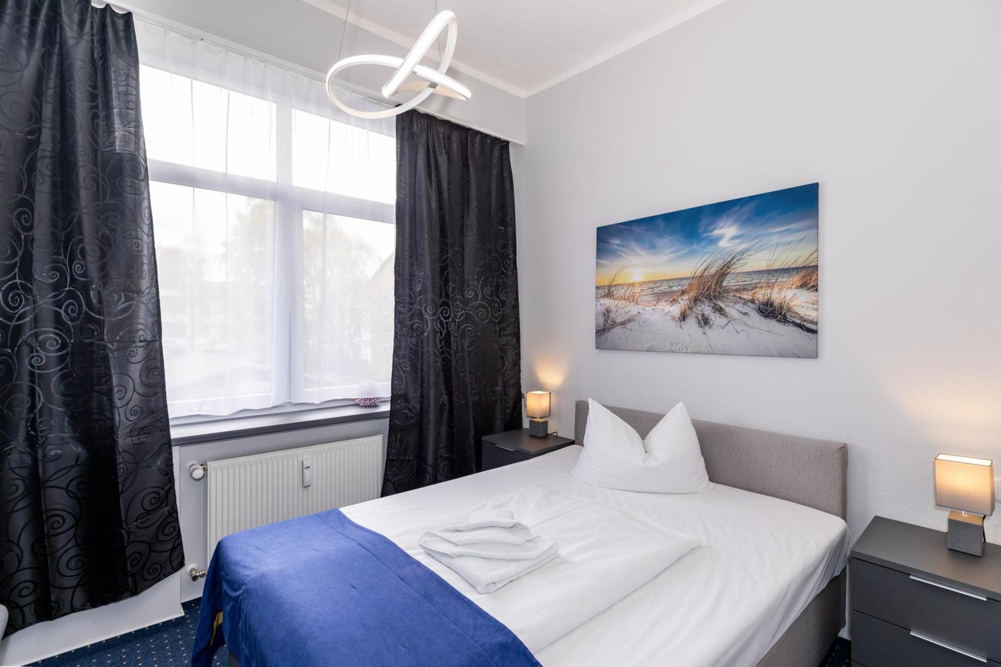 Hotel Zur Traube Ostseebad Kühlungsborn エクステリア 写真