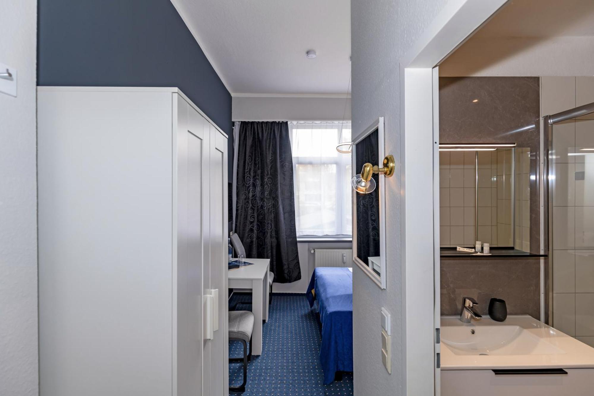 Hotel Zur Traube Ostseebad Kühlungsborn エクステリア 写真